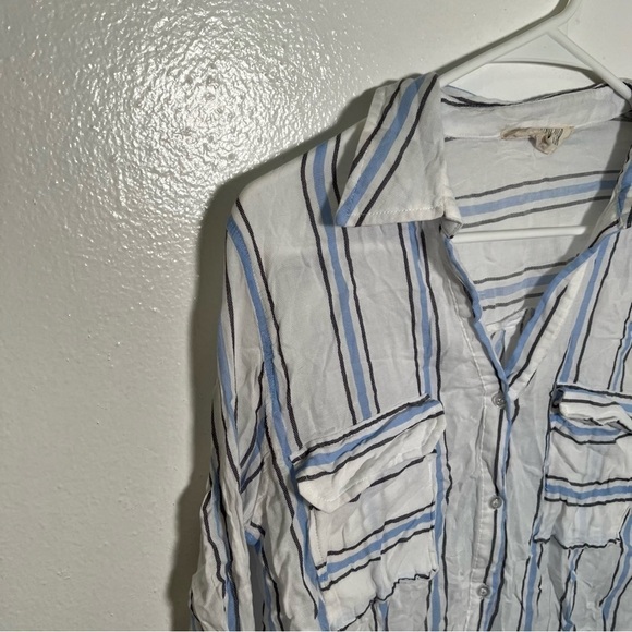 Sweet Wanderer Button Down Blouse White Stripes - Picture 3 of 10